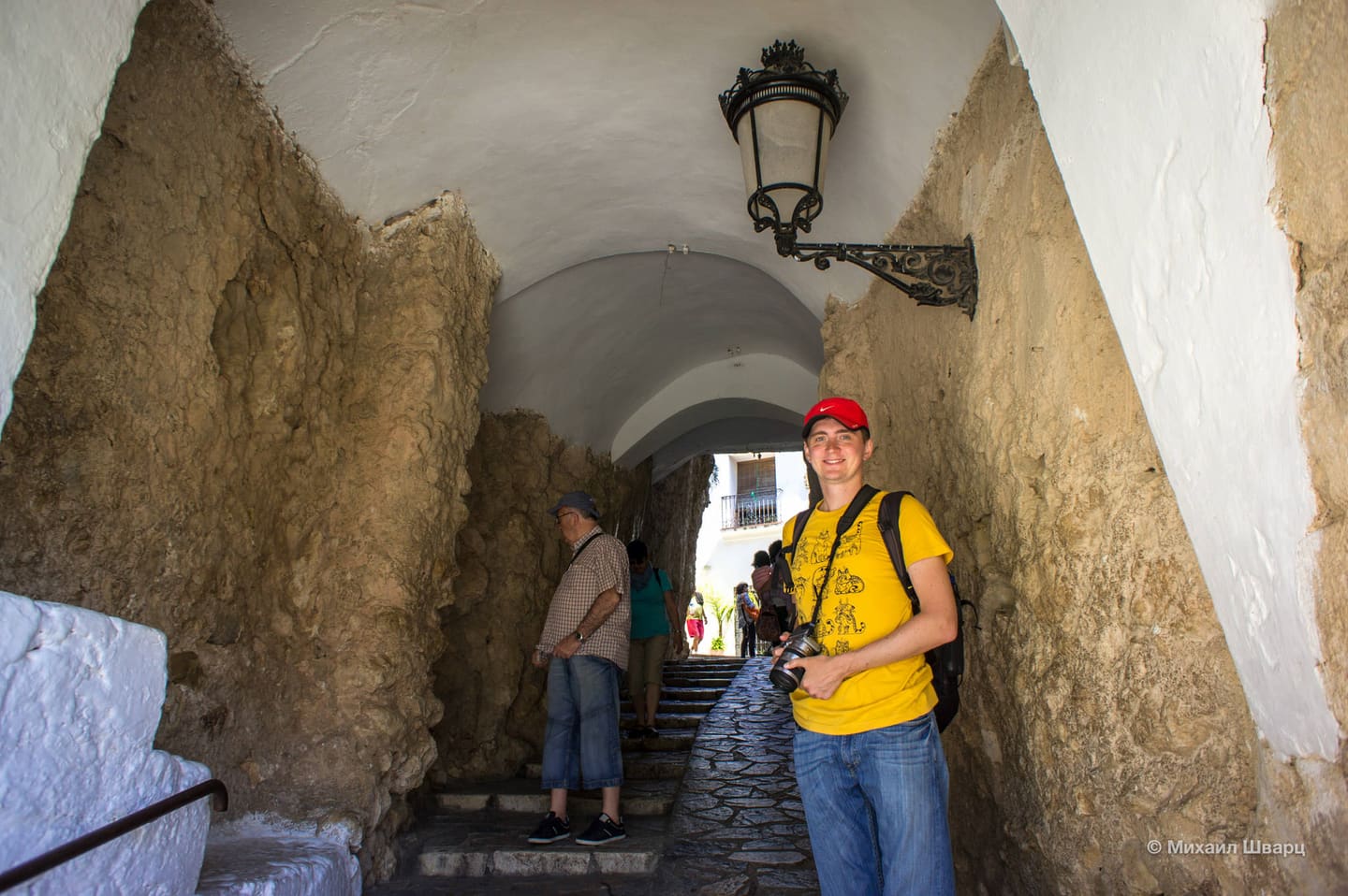 Ein langer und enger Tunnel