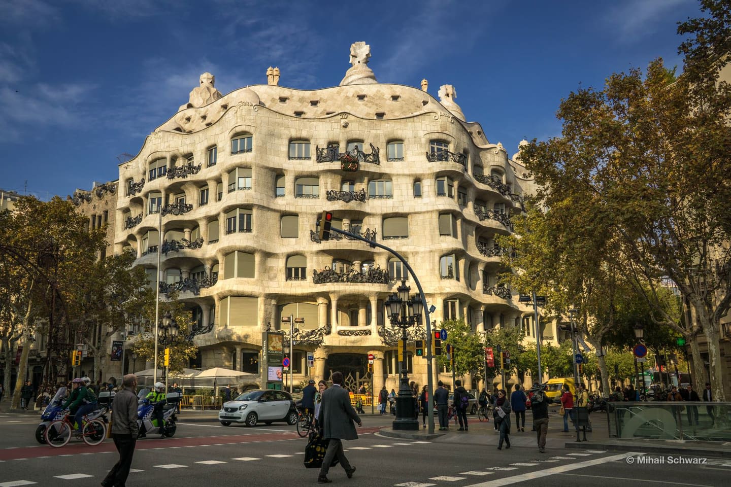 Haus Milà (Casa Mila)