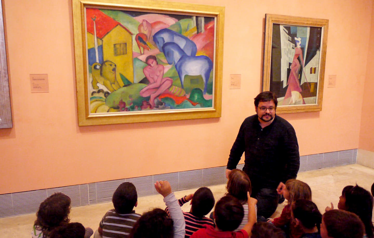 Schulkinder im Thyssen-Bornemisza-Museum