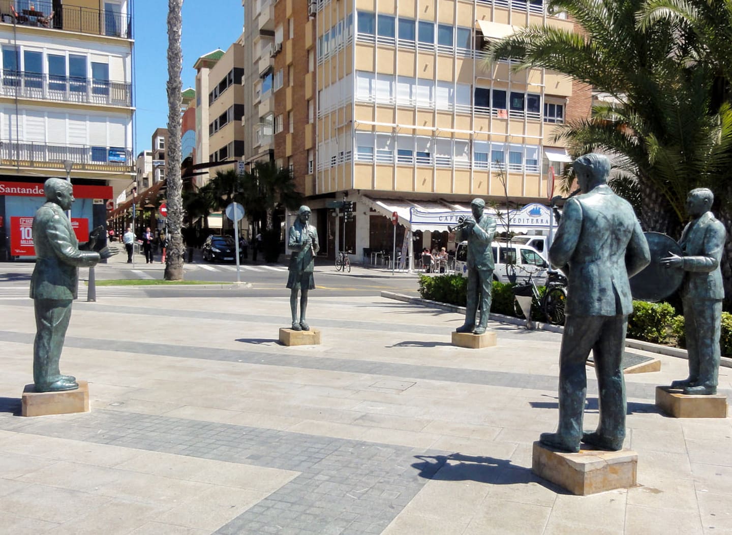 Monumento Homenaje a los Músicos Torrevejenses